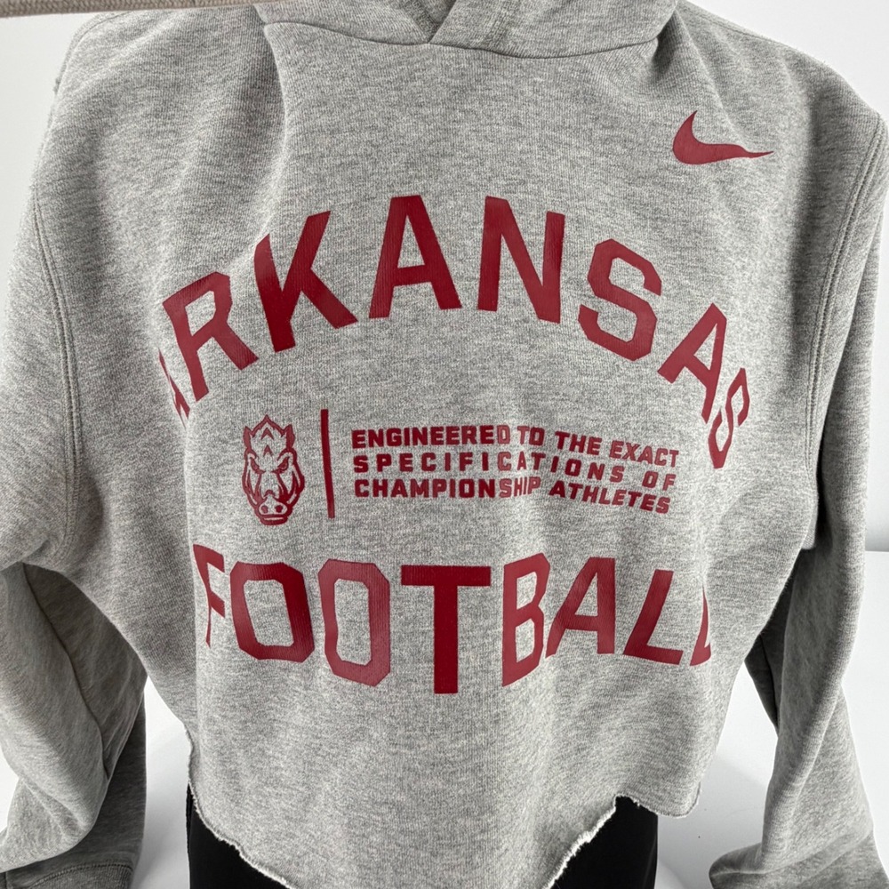 Nike Arkansas Razorback Football Cropped Hoodie Med Gray Raw Hem NCAA Sweatshirt - Picture 2 of 7